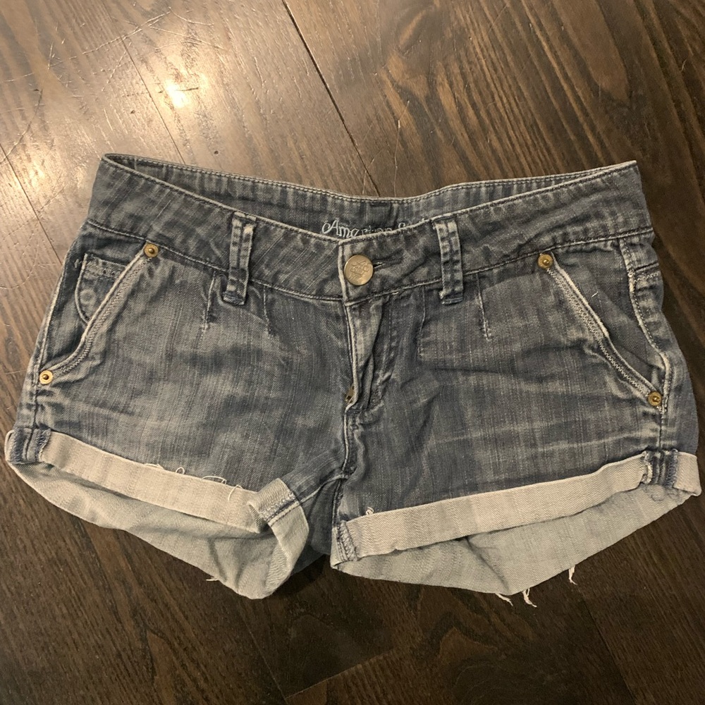 American eagle booty shorts